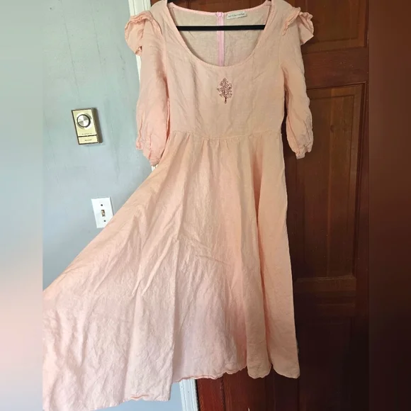 Nour & The Merchant Linen Thimbleweed Dress - Picture 1 of 7